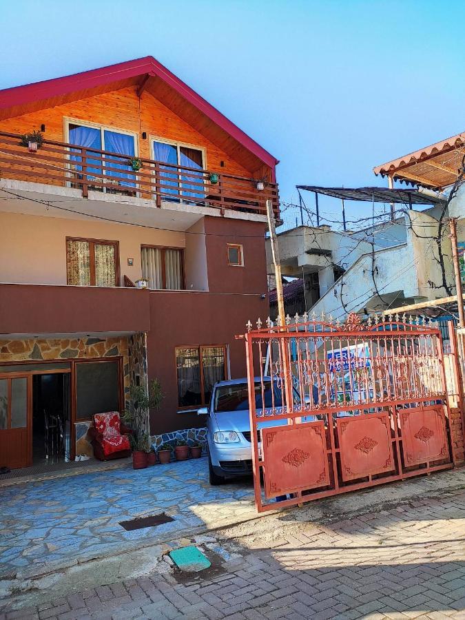 Erda Lakeside Guesthouse Lini Exterior foto