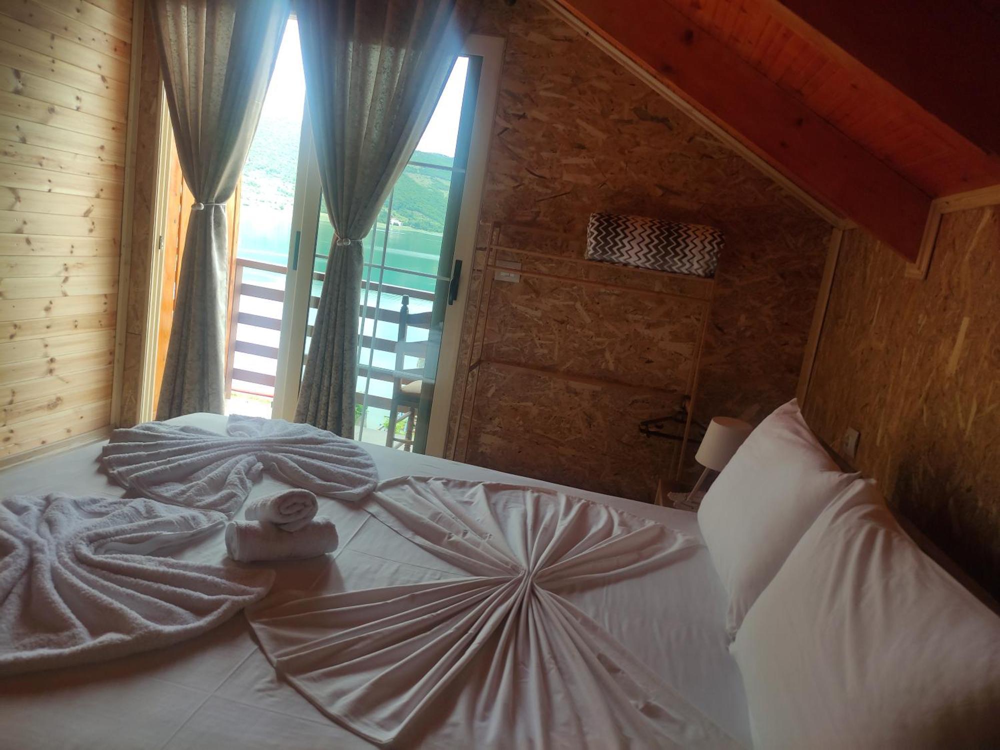 Erda Lakeside Guesthouse Lini Zimmer foto