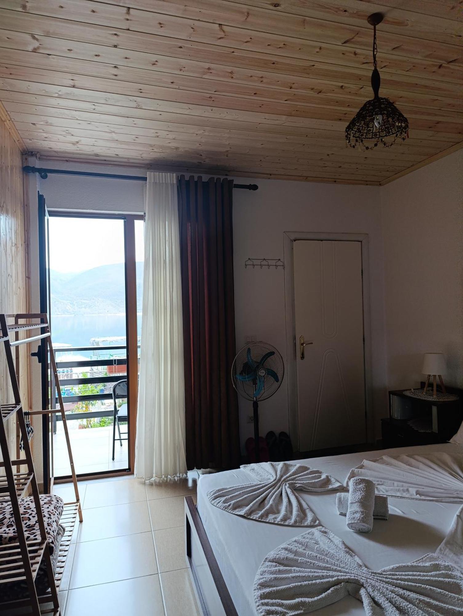 Erda Lakeside Guesthouse Lini Zimmer foto