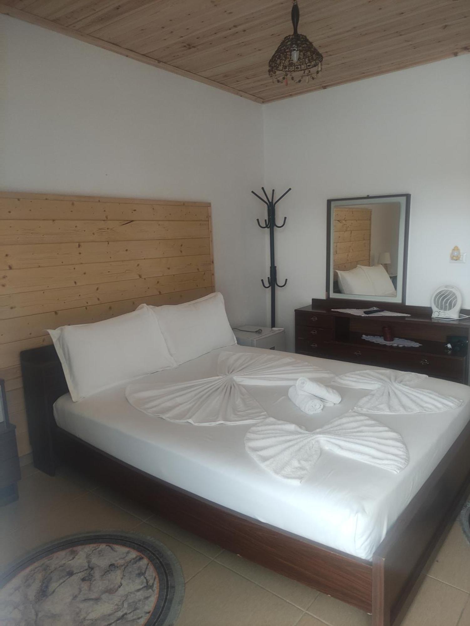 Erda Lakeside Guesthouse Lini Zimmer foto